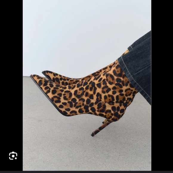 ZARA ANIMAL PRINT LEATHER HEELED ANKLE BOOTS - Picture 12 of 12